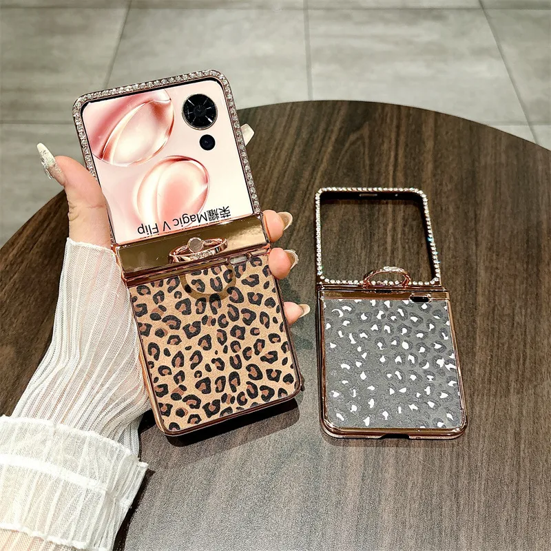 Suitable for Honor Magic V Flip phone cases with foldable screens, featuring luxurious electroplated leopard print for drop protection.