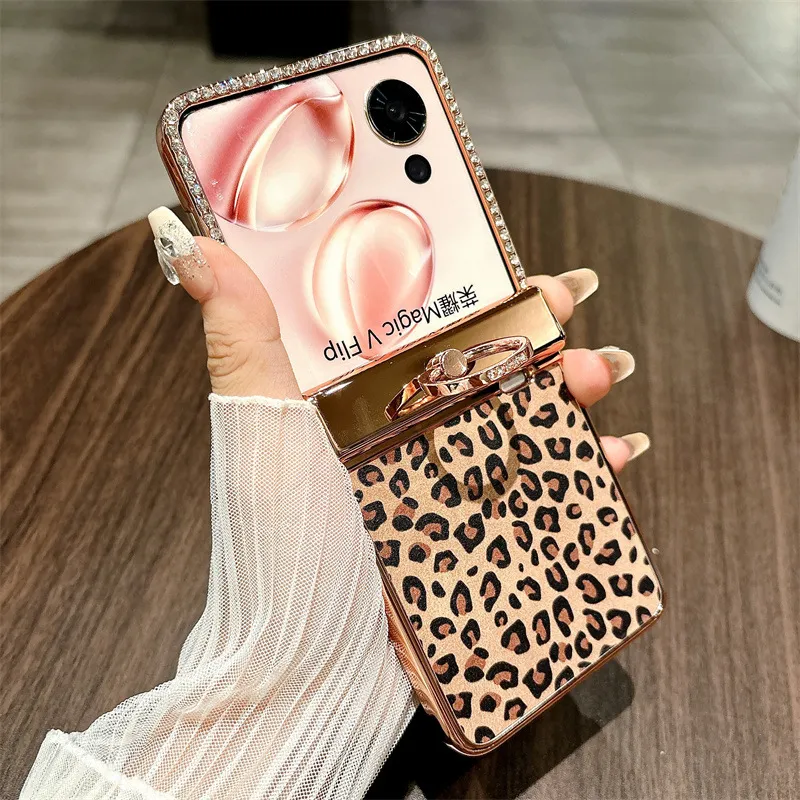 Suitable for Honor Magic V Flip phone cases with foldable screens, featuring luxurious electroplated leopard print for drop protection.