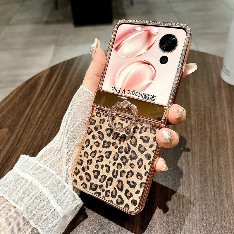 Suitable for Honor Magic V Flip phone cases with foldable screens, featuring luxurious electroplated leopard print for drop protection.