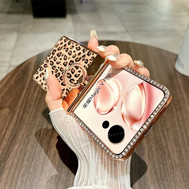 Suitable for Honor Magic V Flip phone cases with foldable screens, featuring luxurious electroplated leopard print for drop protection.
