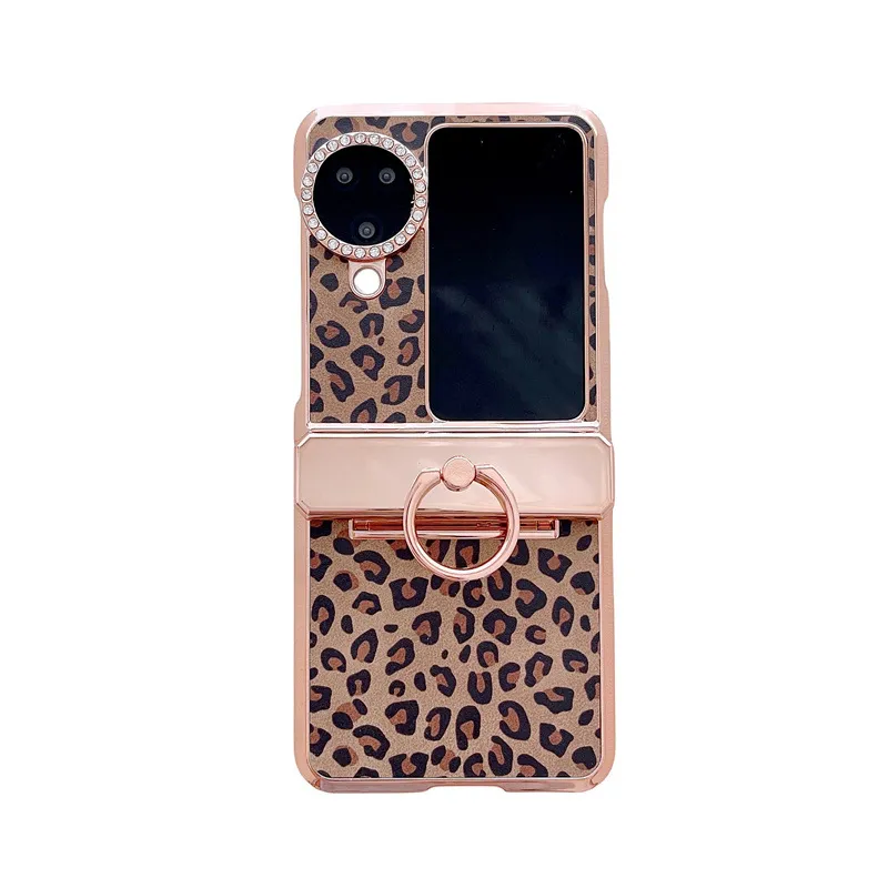 Compatible with OPPO Find N3 Flip phone case, leopard print stand, N3FLIP full-coverage hinge case, drop-proof protective case.