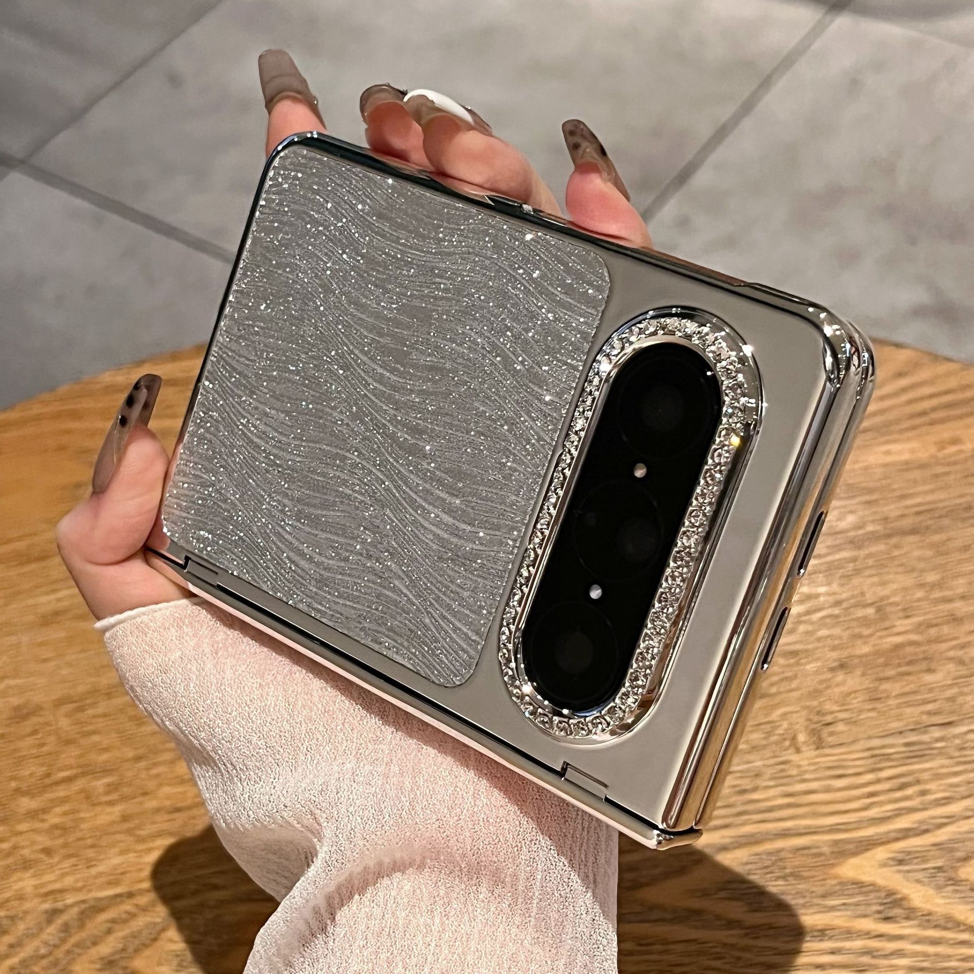 Huawei Pura X Max Phone Case, PURA X MAX Foldable Wave Glitter Electroplated Vegan Leather, Drop-Proof and Suitable - Silver wave glitter without film Huawei Pura X MAX