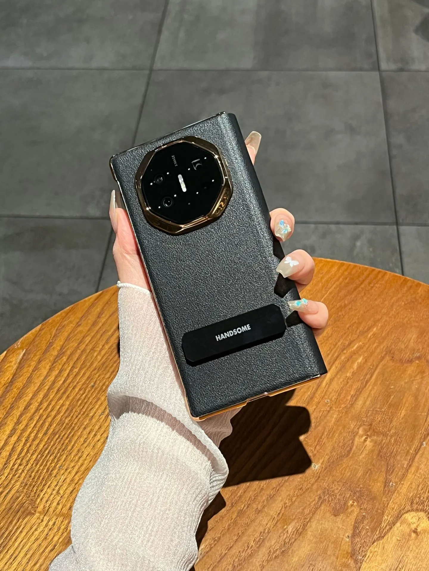 Compatible Huawei MATEXT phone case, smart leather case with screen stand, folding, full-coverage, drop-proof protective case. - Black stand version Huawei Mate XT